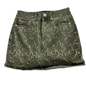 American Eagle Denim Mini Skirt size 2 Animal or Camo print
